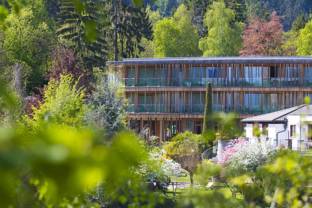 Der Waldhof Hotel Vollan Exterior photo